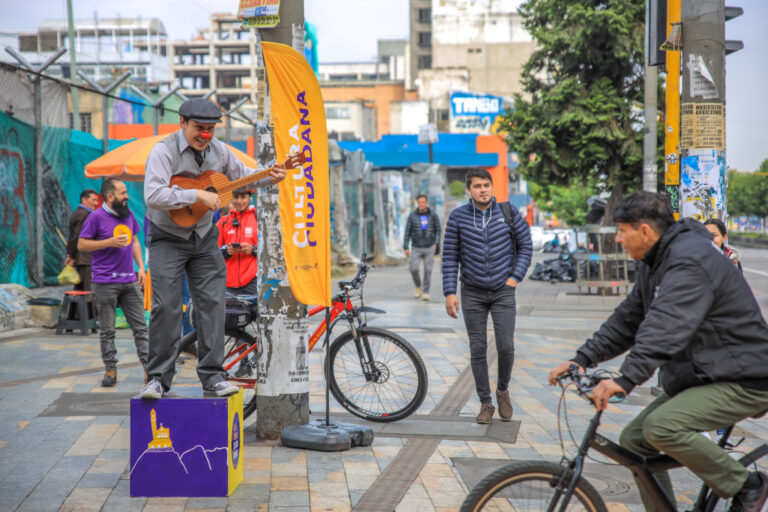 llega Beca ‘En Bogotá Nos Mueve el Respeto’