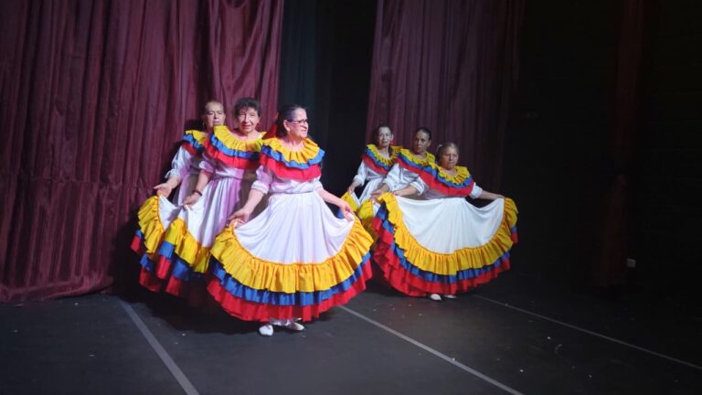 Ansiosos por el arte y la cultura